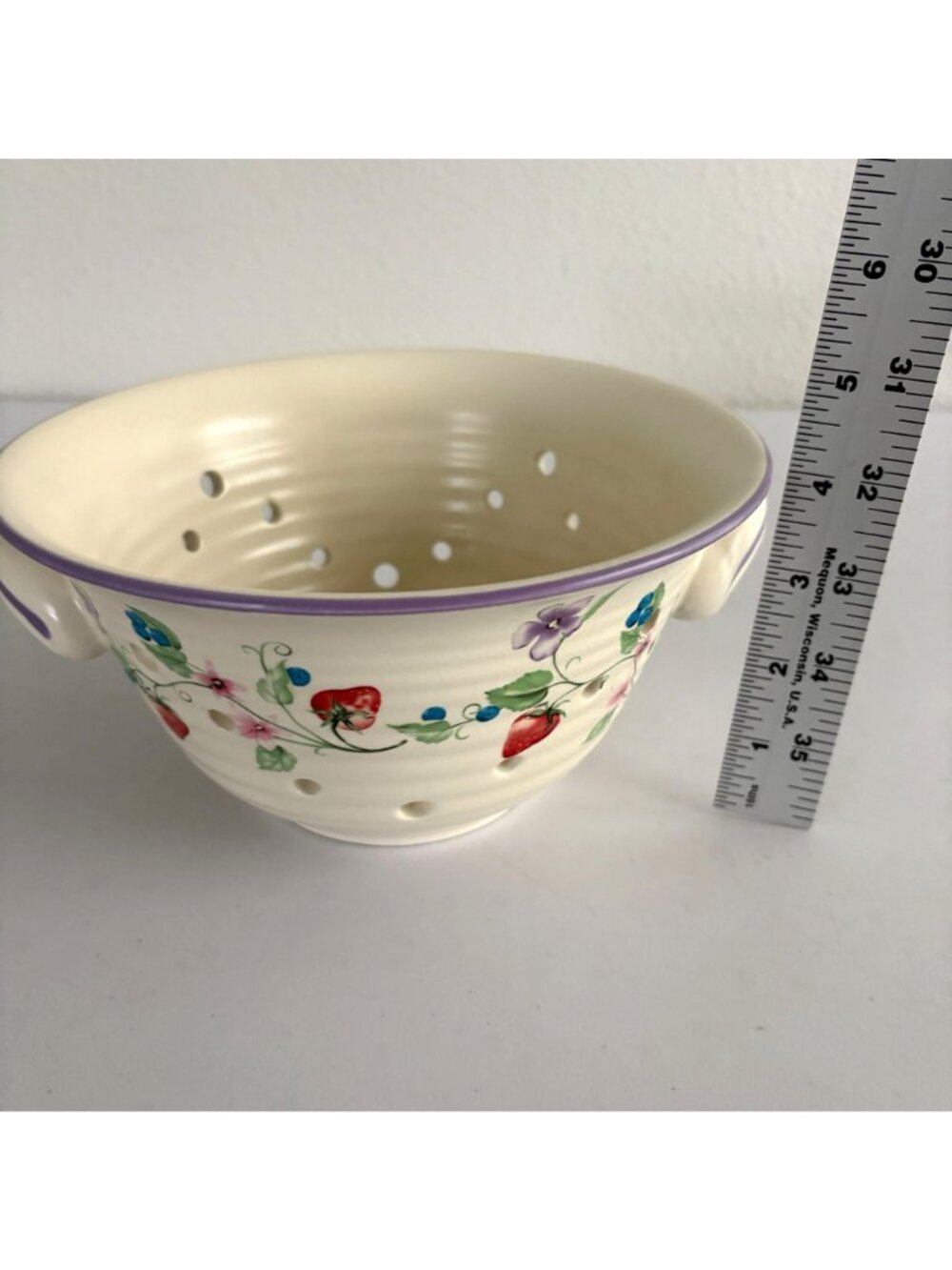 Strawberry Blueberry Fruit Flower Ceramic Colander with Tray Cottage Farmhouse - Picture 8 of 9